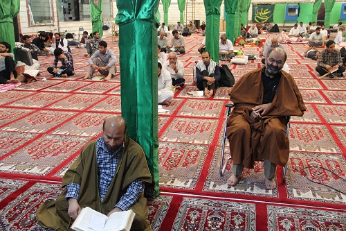 اعتکاف برادران در مسجد جامع زاهدان
