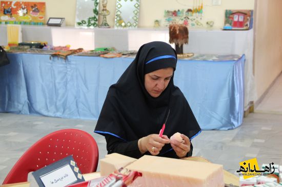 افتتاح نمایشگاه هفته ملی کودک در زاهدان