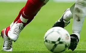 مسابقه فوتبال پیشکسوتان جام صلح و دوستی در سراوان برگزار شد