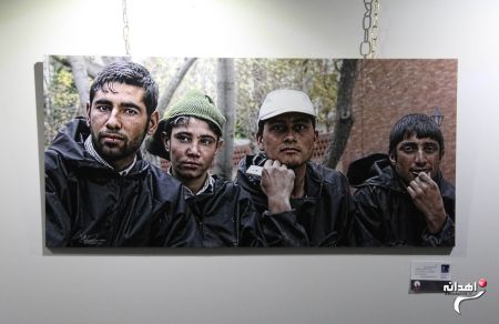 نمایشگاه گرافیک در عکس با عنوان تهران 13