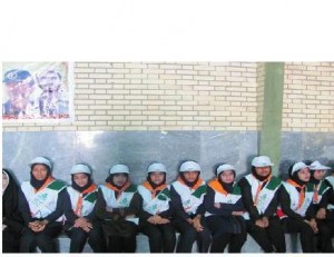 نواختن زنگ انقلاب در مدارس منطقه بمپور