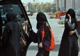 زنان، مردان عربستانی را نقره داغ کردند