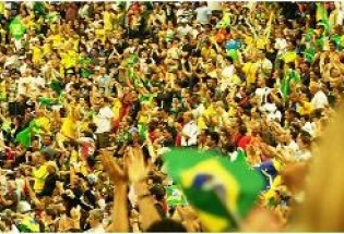 خودکشی دسته جمعی هواداران برزیلی!