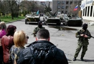 ۶۰ نظامی اوکراین به جمع معترضان حامی روسیه پیوستند