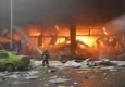 یك فروشگاه در زرآباد بر اثر انفجار در آتش سوخت