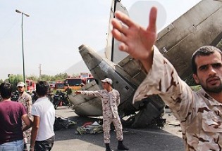 اولین تصاویر از سقوط هواپیما در تهران