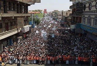 اعتراض باشکوه شیعیان یمن به حامیان القاعده