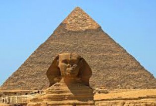 بازگرداندن قطعات دزدیده شده از هرم بزرگ مصر