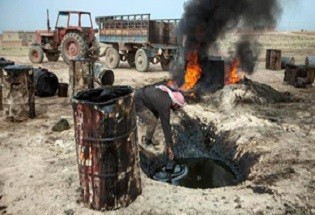 ادامه فروش نفت سوریه توسط داعش علی رغم حملات ائتلاف