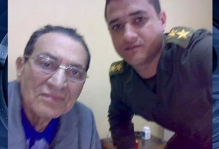 نخستین عکس سلفی مبارک پس از تبرئه شدن