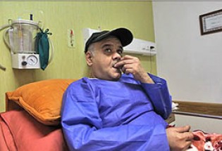"اکبر عبدی" در بیمارستان بستری شد