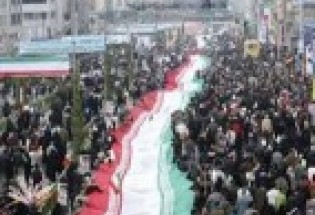 راهپیمایی ۲۲ بهمن در شهرستان نیمروز آغاز شد
