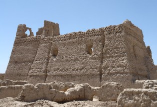قلعه قدیمی پسکوه سند هویت تاریخی بلوچستان