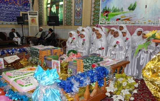 جشن تکلیف دانش آموزان دختر مدرسه شاهد شهرستان ایرانشهر