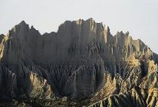 کوههای مینیاتوری کهیر؛ قطعه ای از مریخ در شهرستان کنارک