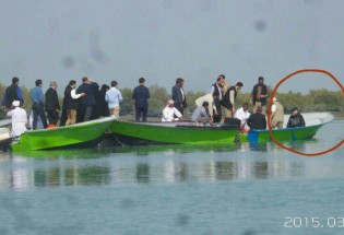 رئیس جمهور سوار بر قایق در جنگل های حرا+عکس