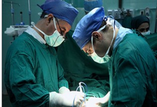 نمایش جراحی با ربات در ایران/ روش‌های جدید اعمال جراحی زنان