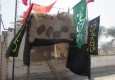 فضاسازی مساجد ومعابر دلگان با پرچم های عزاداری امام حسین(ع) +تصاویر