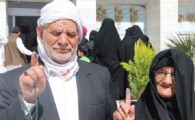 از انتقاد استاندار سیستان وبلوچستان به شعب اخذ رای تا حضور پرشور مردم پای صندوق ها/ مردم زاهدان به کمپین"من رای می دهم" پیوستند