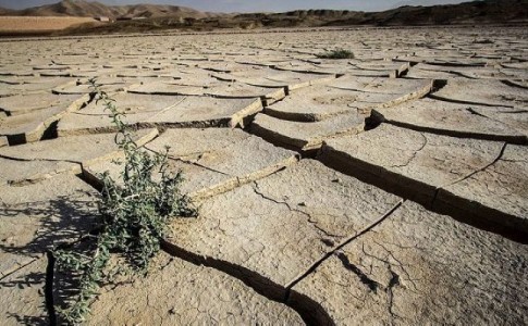 سوگواره بحران خشکسالی و کم آبی در خاش همچنان ادامه دارد/ تازیانه بی تدبیری مسئولان در مدیریت خشکسالی بر تن خاشی ها