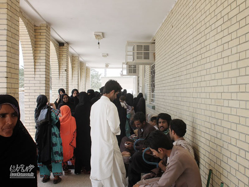 استقبال مردم قصرقند سیستان و بلوچستان از بیمارستان صحرایی سپاه