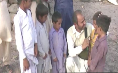 ساکنان روستایی در جنوب سیستان و بلوچستان تاکنون، تلویزیون را به چشم ندیده اند+ فیلم