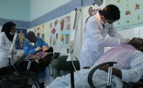 حضور پزشکان بسیجی در چهل و سومین بیمارستان صحرایی/ پیش بینی درمان 50 هزار نفر در کم برخوردارترین نقطه سیستان و بلوچستان