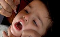 اجرای مرحله دوم واکسیناسیون فلج اطفال ۸ هزار کودک در میرجاوه