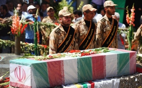 عطر شهدا در سیستان و بلوچستان پیچید/پیکر 13 شهید دفاع مقدس وارد زاهدان شد