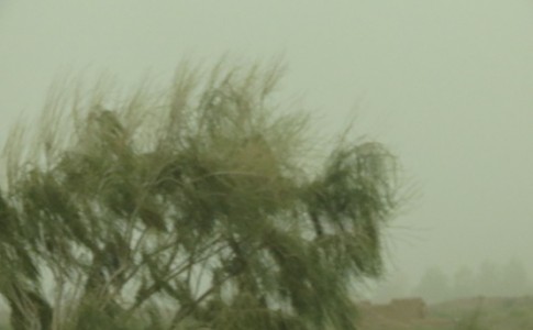 وزش باد شدید همراه با گرد و غبار در جنوب غرب سیستان و بلوچستان