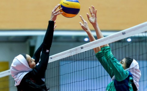 برد اشتباهی دختران والیبالیست ایران در اسلوونی!