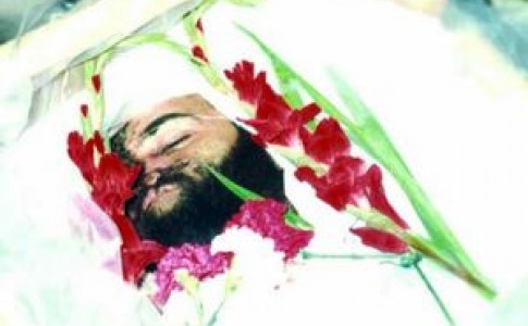 پدرِ شهید، قبرش را به فرمانده بخشید + عکس