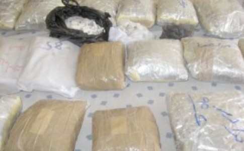 بیش از ۱۳ کیلوگرم مواد مخدر در شهرستان نیمروز کشف شد/ متهمان دستگیر شدند