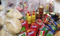 همت والای خیرین در ماه رمضان/ اهدای ۲۵۰ بسته غذایی توسط خیر نیکو اندیش بم پشتی
