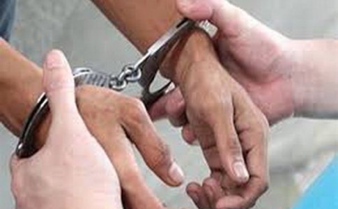 دستگیری سارق مسلح با ۴ فقره سرقت