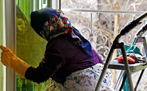 خانه تکانی در آستانه نوروز/ تصاویر