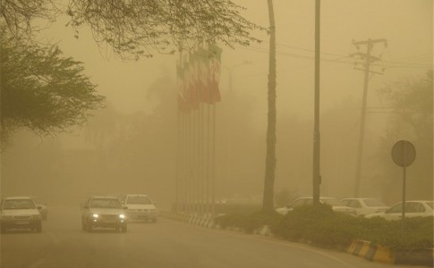 طوفان خاک در راه سیستان/ سرعت وزش باد به 80 کیلومتر بر ساعت می رسد