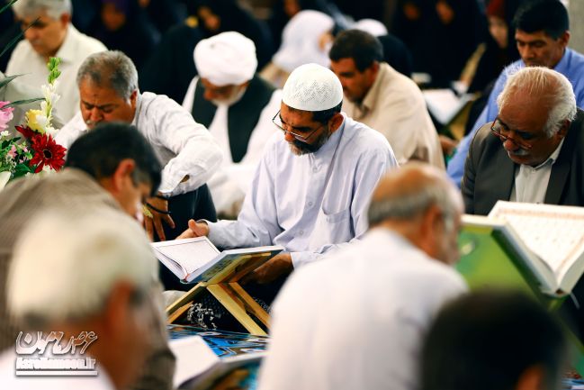 سفره قرآن در ضیافت ماه رمضان-مسجد جامع زاهدان
