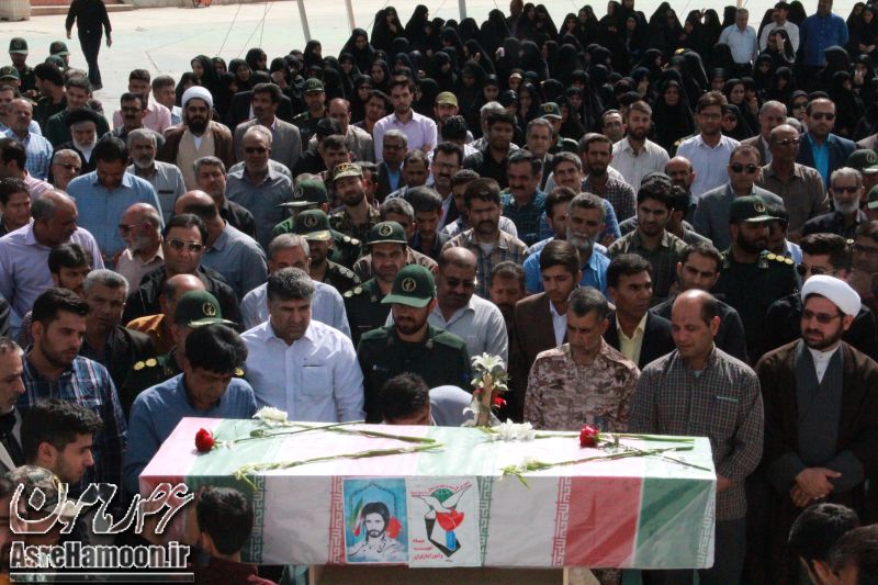 مراسم تشییع شهید حسن قوچ اسماعیلی در زاهدان