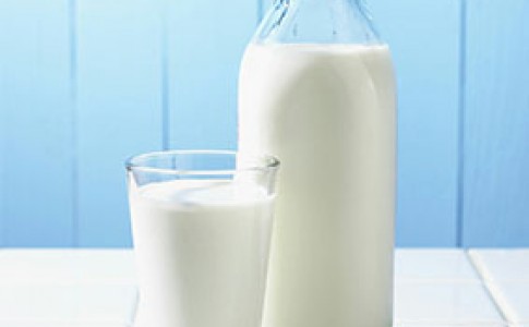 از ترکیب شیر با این مواد غذایی خودداری کنید
