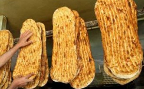بازار داغ شایعات مجازی به نان رسید!/یک مسئول: باکمبود نان مواجه نیستیم