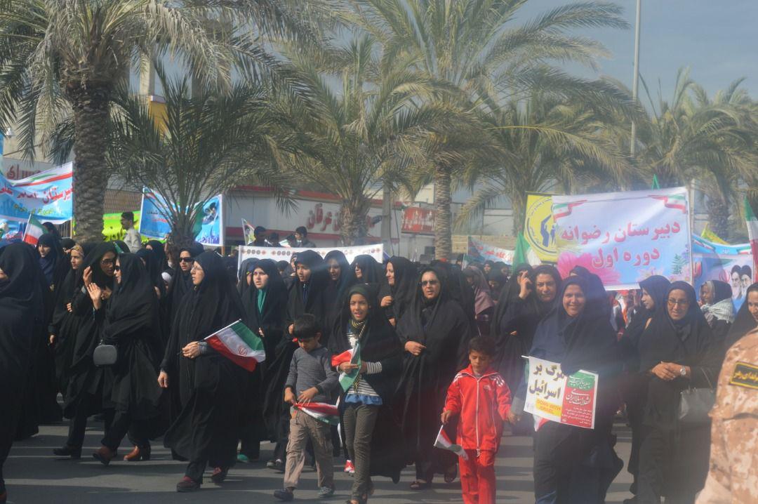 راهپیمایی 22 بهمن با حضور پرشور مردم چابهار