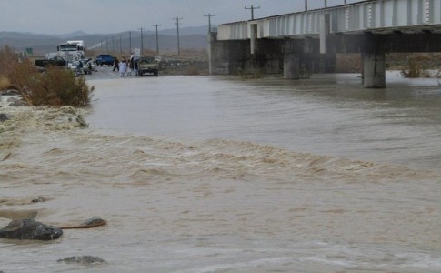 طغیان رودخانه ها 7مسیر در سیستان وبلوچستان را مسدود کرد