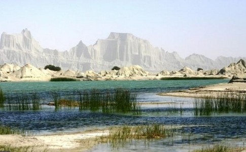 نیکشهر میزبان میهمانان داخلی و خارجی است/از چشمه های شفابخش چانف تا بزرگترین آبشار سیستان و بلوچستان