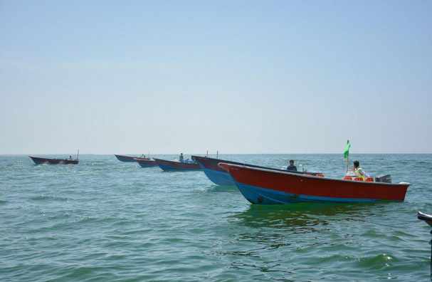 مسابقات قایق سواری در ساحل تیس
