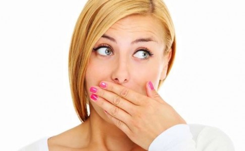 تلخی دهان از چه بیماری خبر می دهد؟