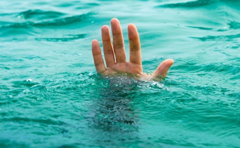 غرق شدن یک پسر بچه در نهر قروکی شهرستان هیرمند