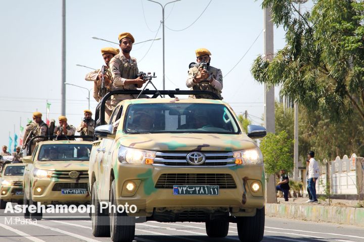 رژه صلابت و اقتدار نیروهای مسلح در زاهدان در روز ارتش