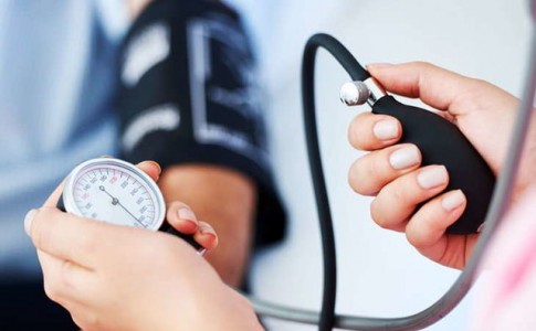 بیش از ۸ درصد افراد بالای سی سال در سیستان مبتلا به فشار خون هستند
