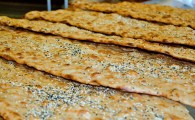 قیمت نان در سراوان کاهش یافت/ کیفیت پایین نان به بهانه افزایش قیمت بهبود دهنده و نوع آرد!